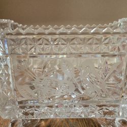 Rectangular 4 toed bowl the Byrdes collection