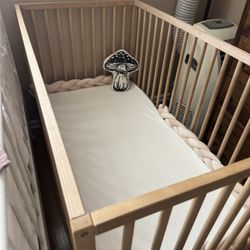 Like NEW ikea Crib 