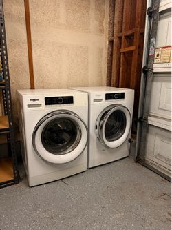 24” Electric washer and dryer