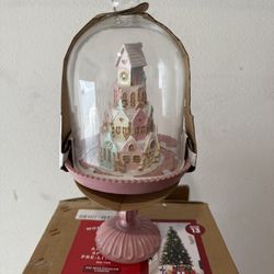 GINGERBREAD CLOCHE