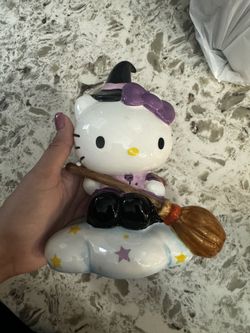 Hello kitty Halloween