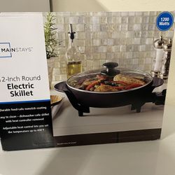 MainStay 12-Inch Round Electric Skillet  1200 Watts