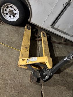Big Joe pallet jack