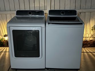 Free Delivery - Matching Washer And Dryer