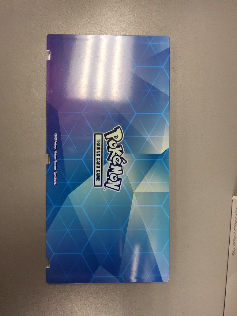 POKEMON OFFICIAL TRADING CADE CASE MAGNETIC HOLDER