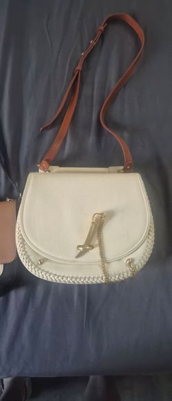 Cream Saddle Crossbody Bag with Gold Hardware