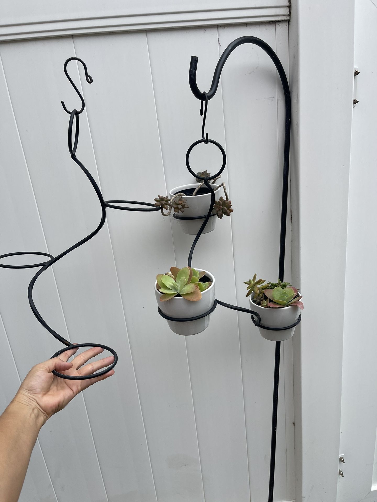 3 Ceramic Pots With Succulents Plants And Hangers
