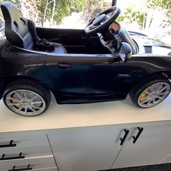 🍀Good Condition Black Mercedes Ride For Kids,Work Perfect $$75 🎈🎈