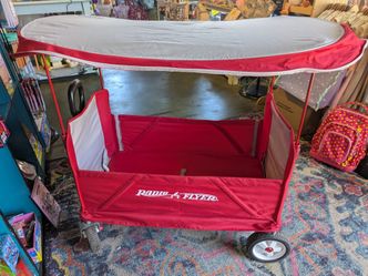 Radio Flyer fabric foldup wagon Sun canopy bench style