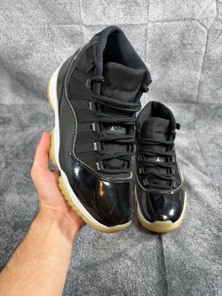 SIZE 9.5 | JORDAN 11 JUBILEE NO BOX | PRE-OWNED