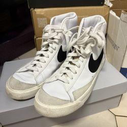 Nike Blazer