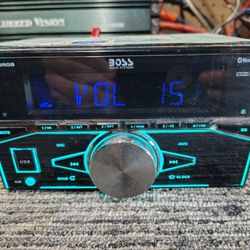 BOSS Audio 820BRGB Bluetooth USB AUXILIARY 