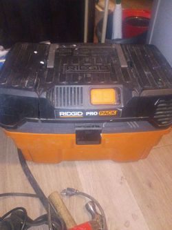 Ridgid pro pack shop vac