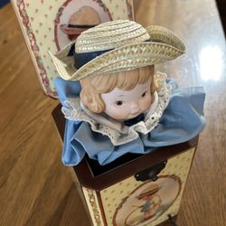 1989 Vintage Music Box Porcelain Jack In Box With Music 
