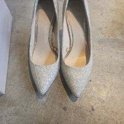 Used shoes high heel size 6