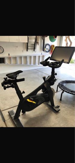 Soul cycle bike