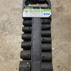 New  Pittsburgh 1/2” 13 Piece Socket Set 