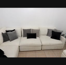 Modular sectional