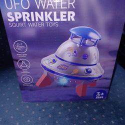 UFO Water Sprinkler Toy
New UFO water sprinkler toy