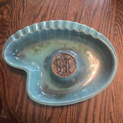 Vintage Roseville The Hyde Park #1970 Cermanic Green Ash Tray 