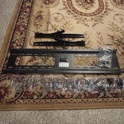 TV Wall Mount W/ Hardware