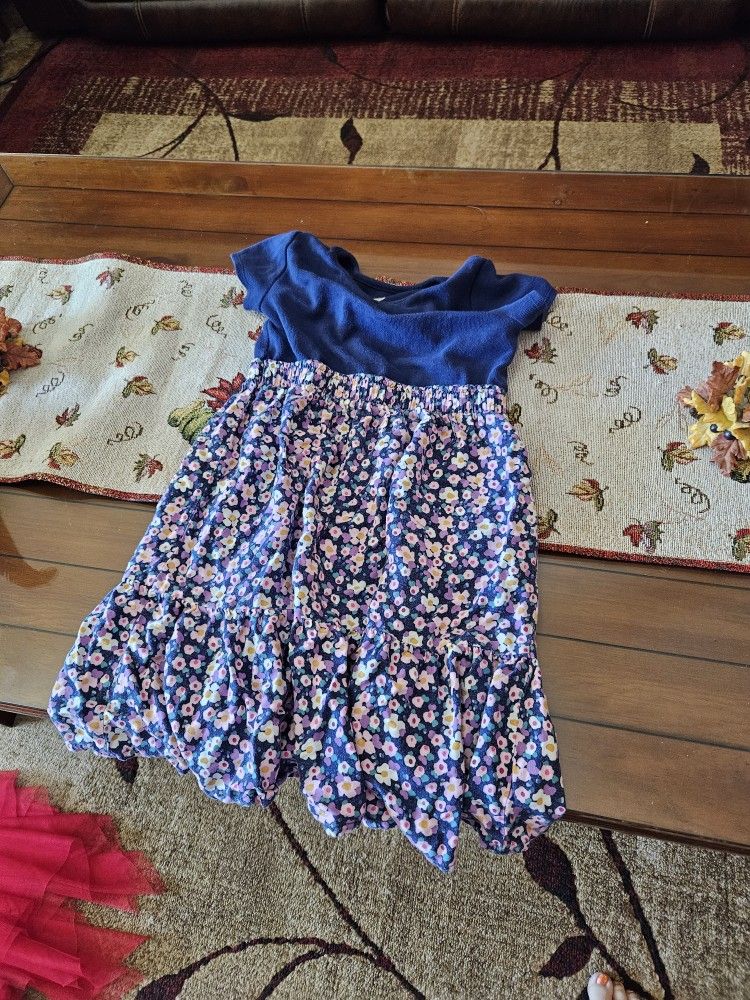 3 pretty girls dresses size 7