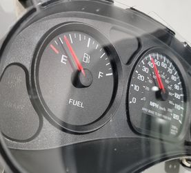 Instrument Cluster OEM ( Chevy Impala/ Montecarlo )