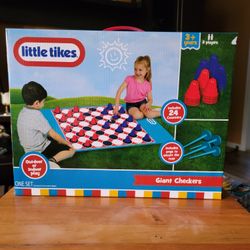 *NEW LITTLE TIKES GIANT CHECKERS  FOR INSIDE OR OUTSIDE PLAY INCLUDES PEGS TO HOLD MAT DOWN OUTSIDE