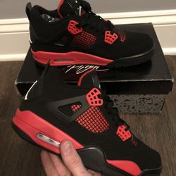 Red Thunder Jordan 4 Size 8 Men’s Sneakers