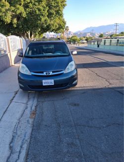 2008 Toyota Sienna