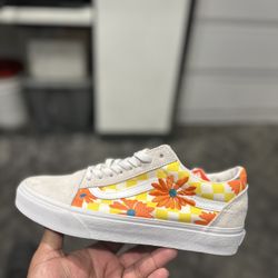 Vans Size 8.5 Women Size 