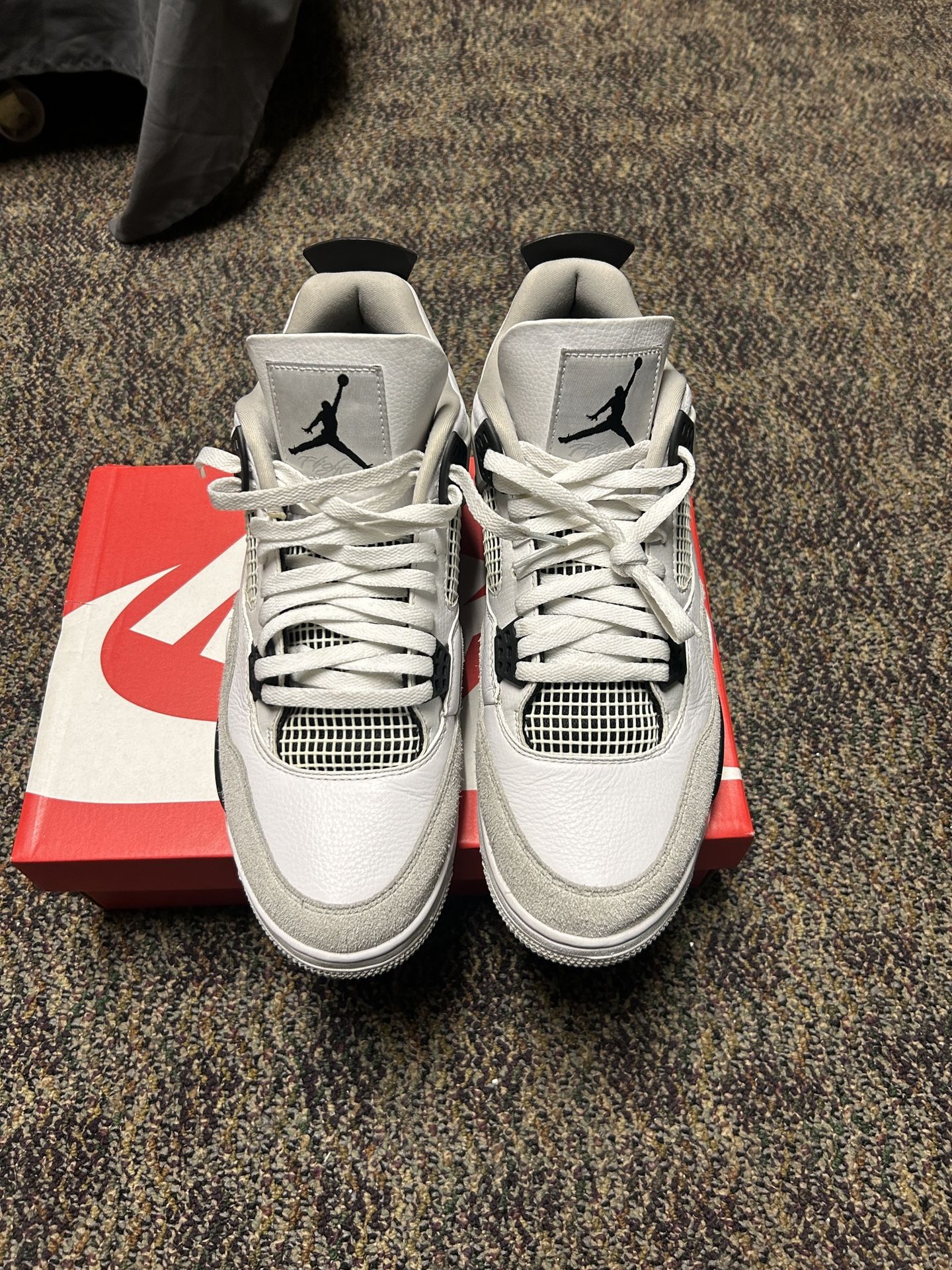 Jordan White Military 4