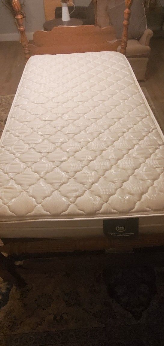 Serta TWIN mattress for Sale in Gallatin, TN OfferUp