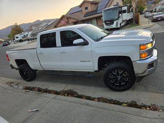 Chevrolet Silverado 2500 HD Crew Cab