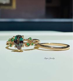 Alexandrite ring set