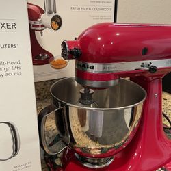 KITCHENAID  MIXER  &  ACCESSORIES