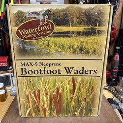 (New) Bootfoot Wader Caddis Waterfowl Max-5 Camo Neoprene Chest Waders Size 8