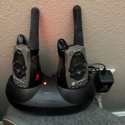 Motorola 2-Way Portable Radio 
