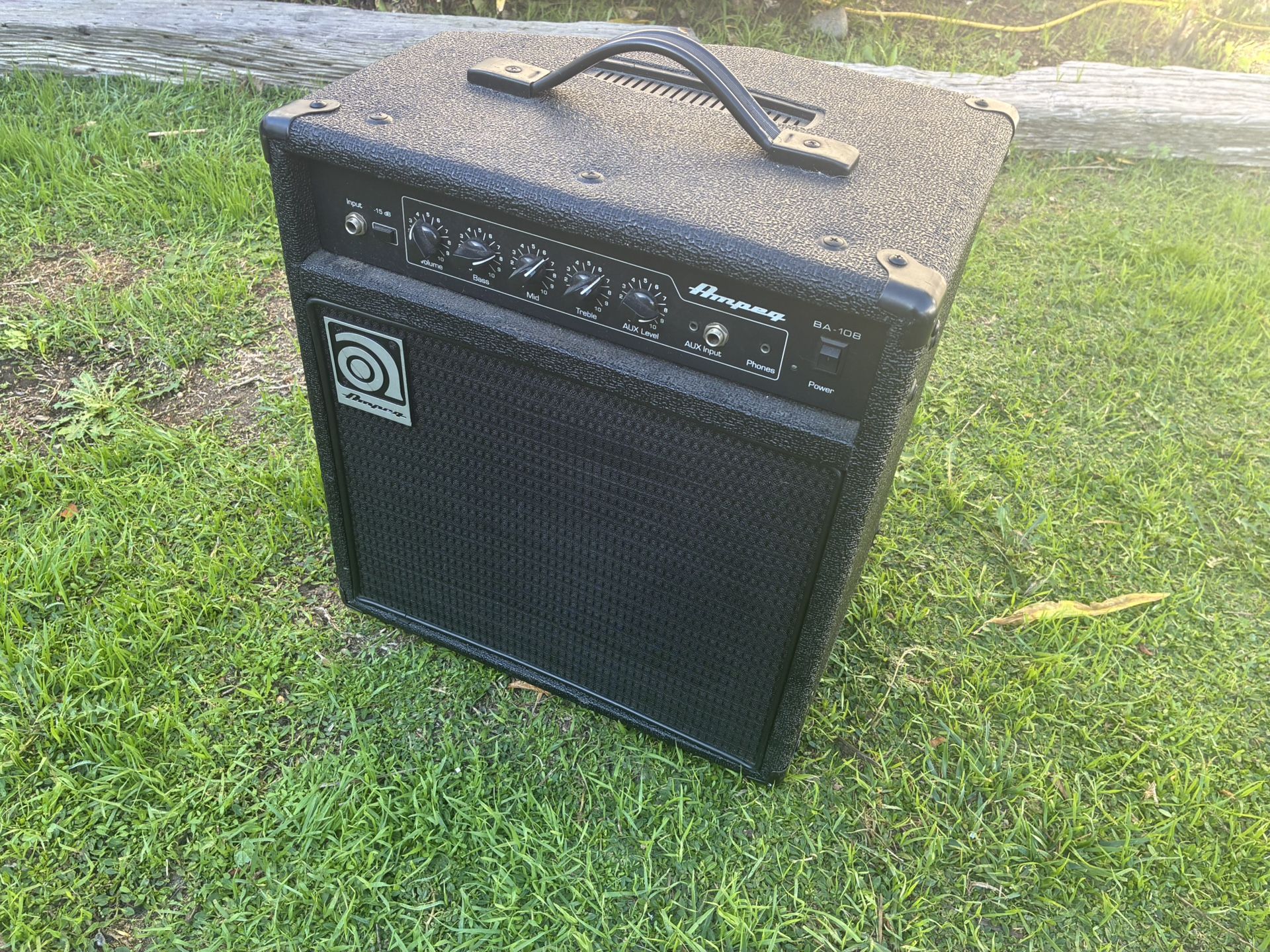 Ampeg bass amp