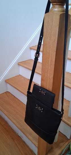Kate spade cross bagwith the wallet