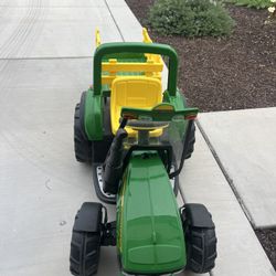 John Deere Ground Force Tractor for Kids
