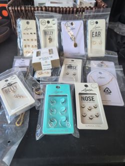 Lovisa Jewellery Bundle – Nose, Belly, Ear & More