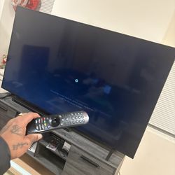 86 LG TV