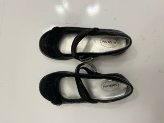 Stride Rite Black Patent Mary Jane Dress Shoe with Rosette 10M