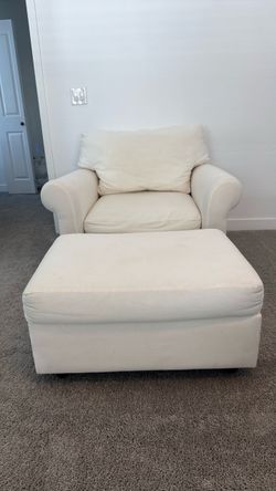 Oversized Cream Accent Chair with Ottoman