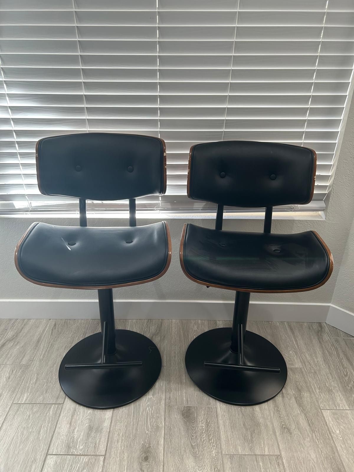 Island Chairs