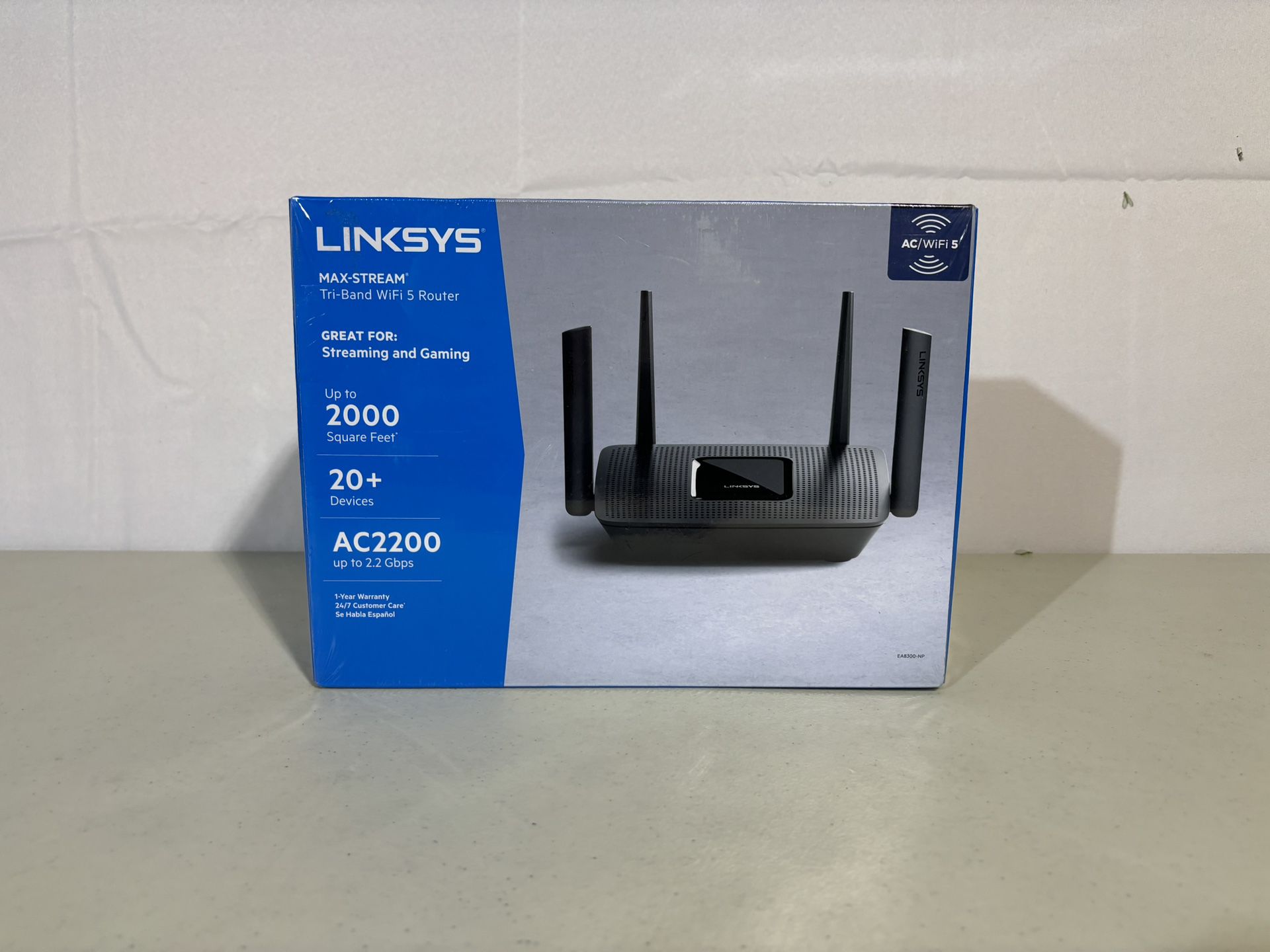 Linksys Tri-Band WiFi Router