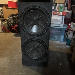 Dual 12” Subwoofer With Mini Amplifier And Soundstream