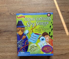 Crime Catchers Spy Science Kit