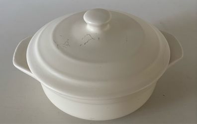 Petite Maison by Wildly Delicious White Round Casserole w/ Lid
